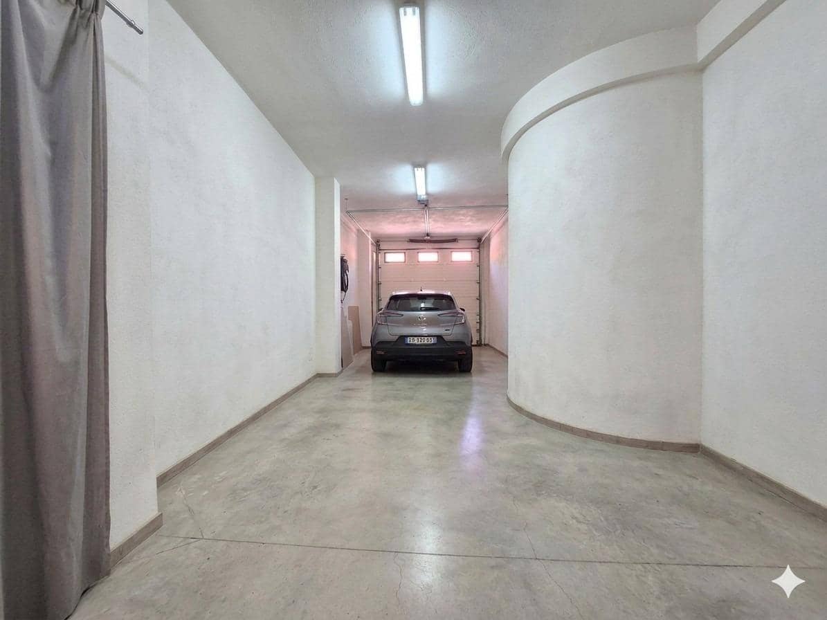 5 bedroom Townhouse for sale in Les Alqueries / Alquerias del Nino Perdido with garage - € 390,000 (Ref: 9866980)