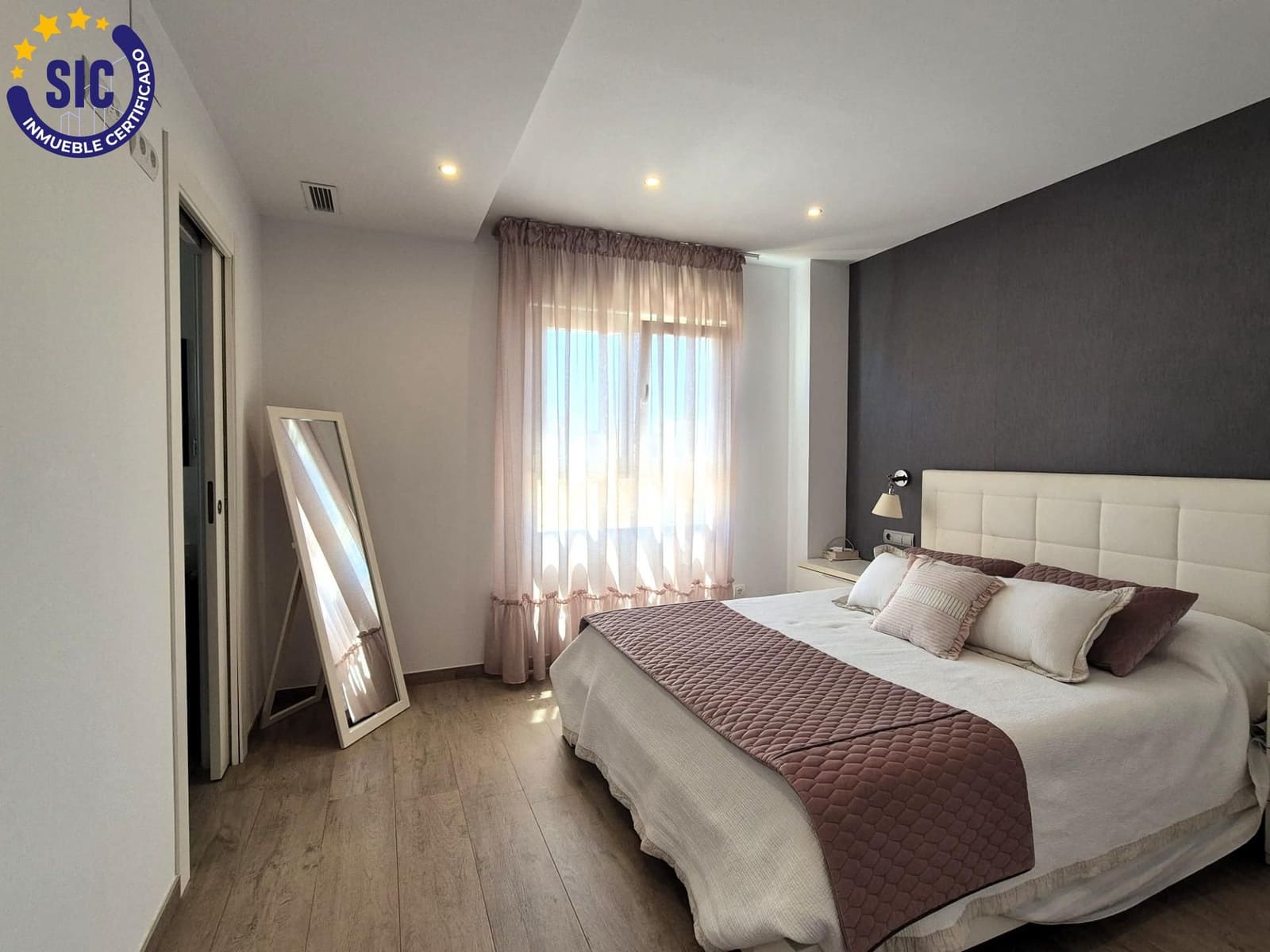 5 bedroom Townhouse for sale in Les Alqueries / Alquerias del Nino Perdido with garage - € 390,000 (Ref: 9866980)