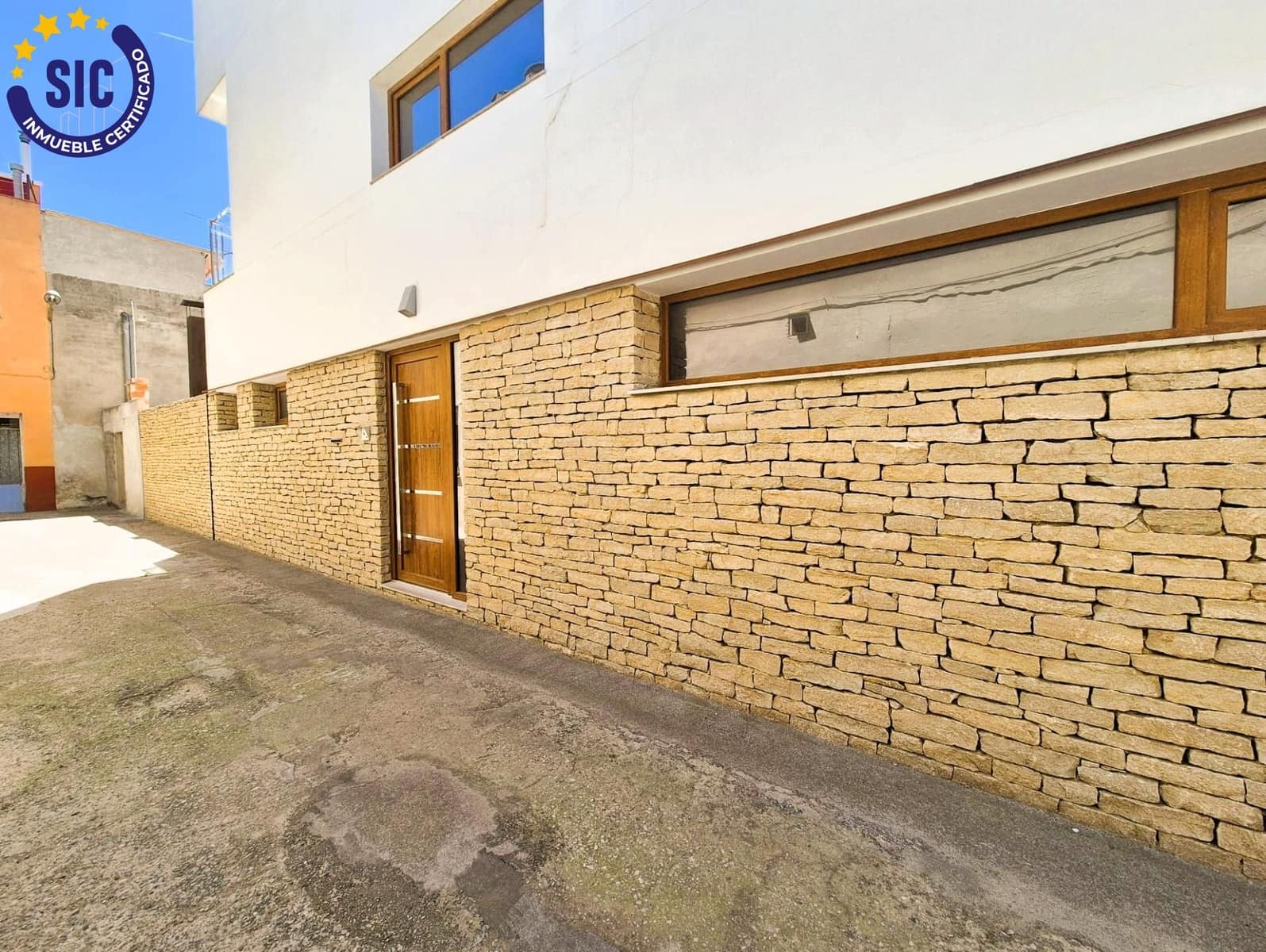 5 bedroom Townhouse for sale in Les Alqueries / Alquerias del Nino Perdido with garage - € 390,000 (Ref: 9866980)