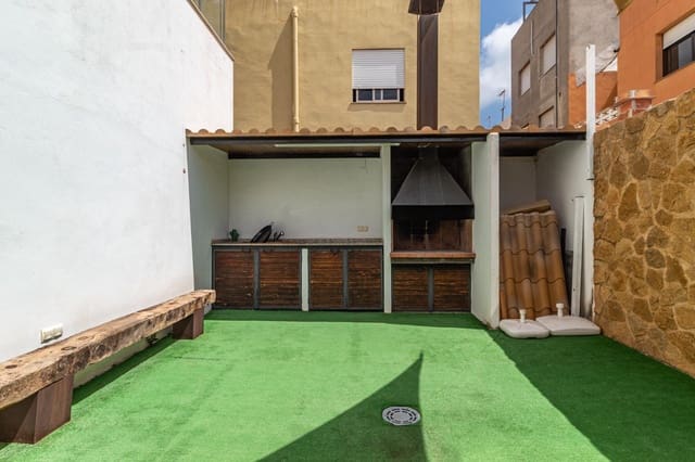 5 soverom Hus til salgs i Les Alqueries / Alquerías del Niño Perdido med garasje - € 390 000 (Ref: 9866980)