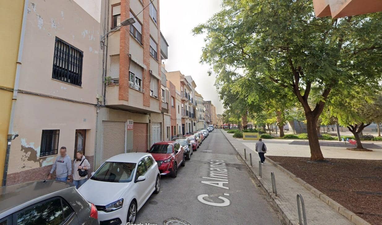3 bedroom Terraced Villa for rent in Castello de la Plana with garage - € 1,250 (Ref: 9899150)