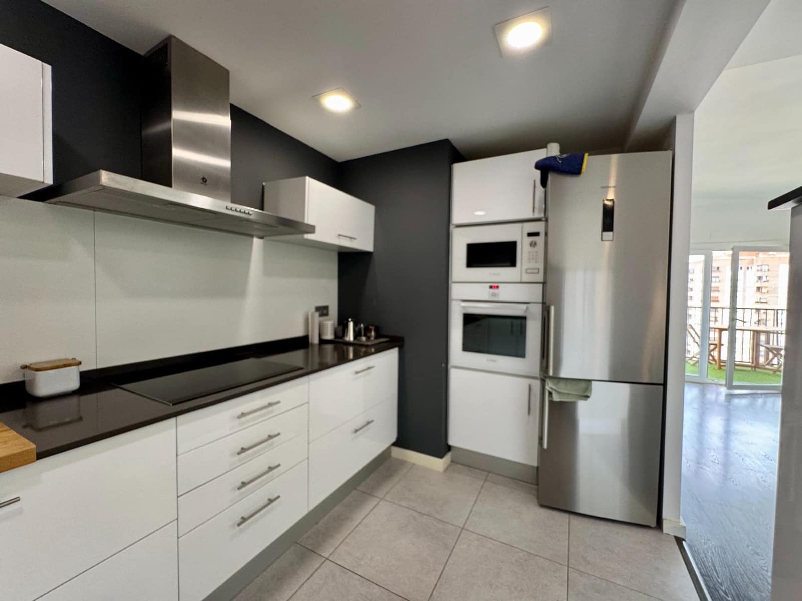 3 bedroom Flat for rent in Castello de la Plana - € 1,200 (Ref: 9977299)