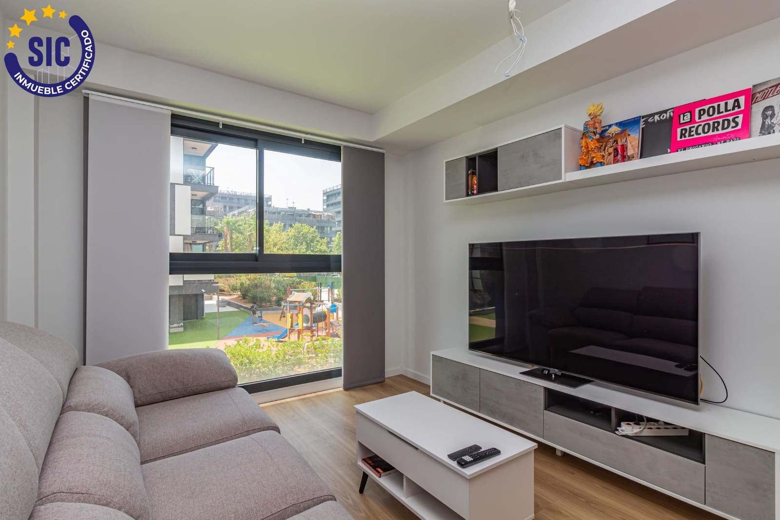 2 Zimmer Wohnung zu verkaufen in Castello de la Plana mit Pool - 225.000 € (Ref: 9984975)
