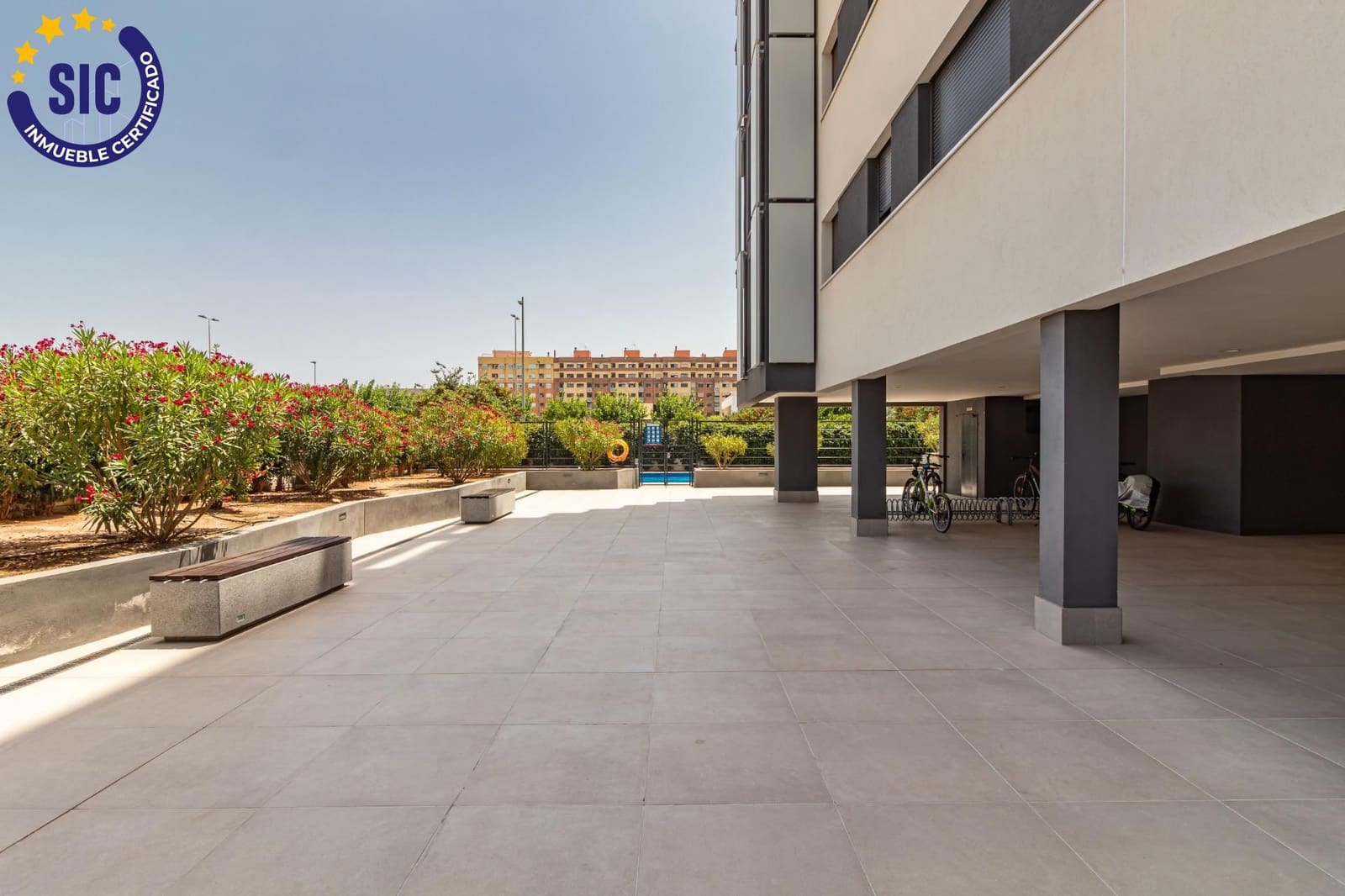 2 Zimmer Wohnung zu verkaufen in Castello de la Plana mit Pool - 225.000 € (Ref: 9984975)