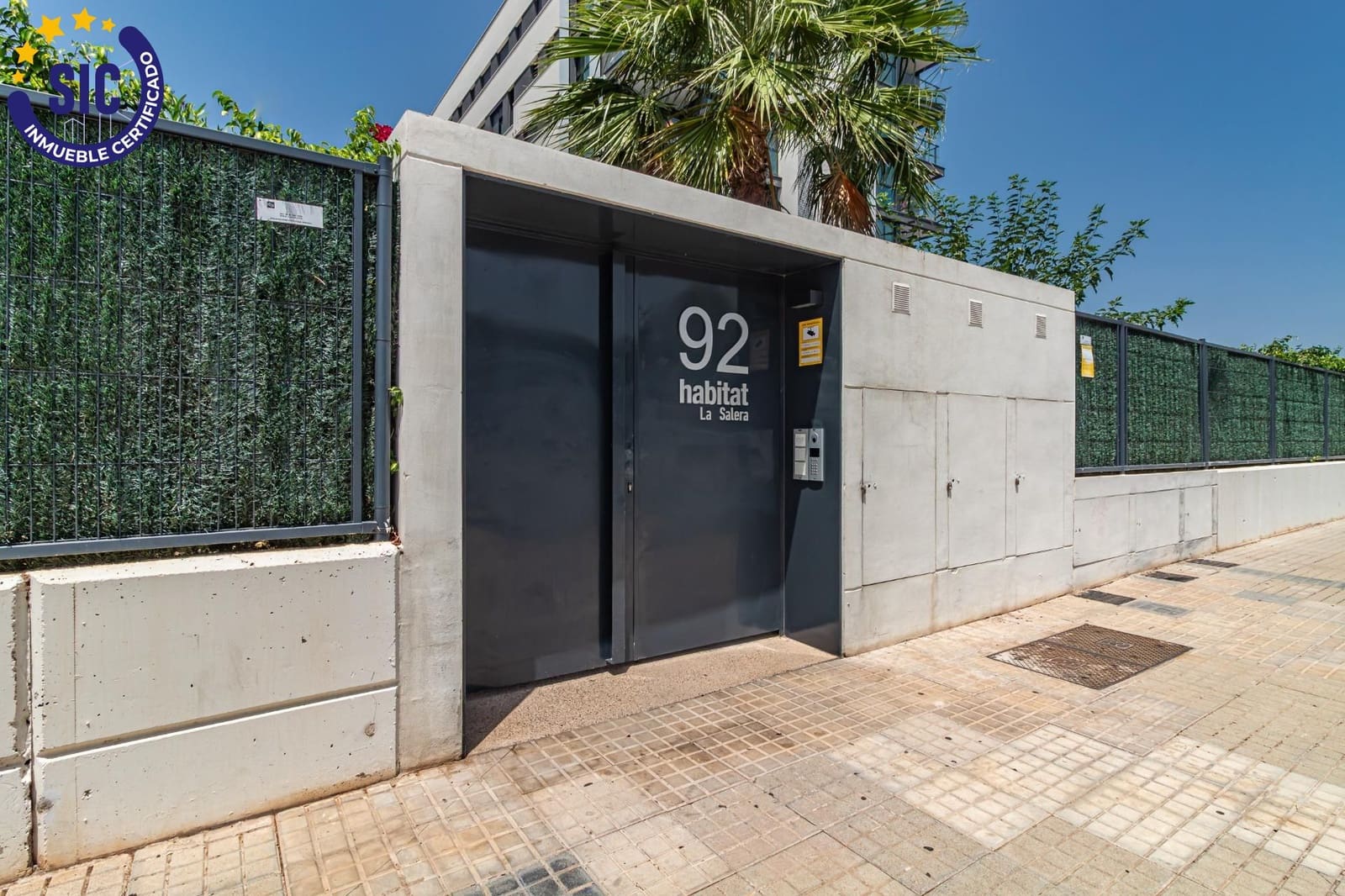 2 Zimmer Wohnung zu verkaufen in Castello de la Plana mit Pool - 225.000 € (Ref: 9984975)