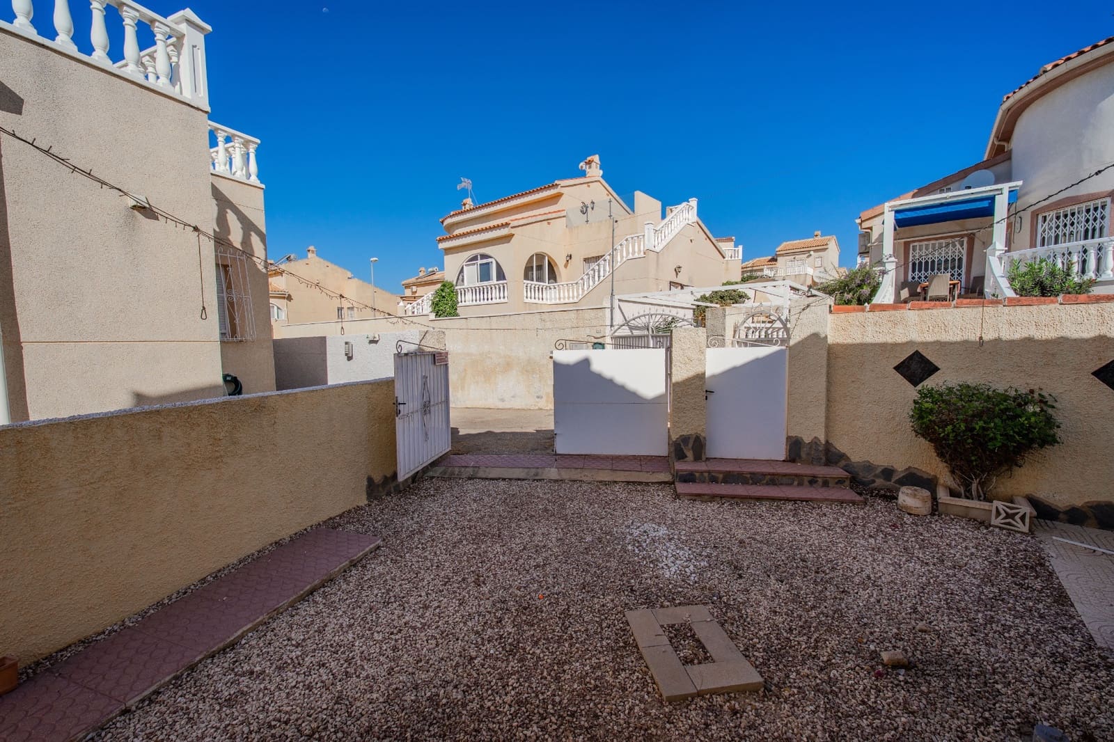 2 slaapkamer Villa te koop in Ciudad Quesada - € 245.000 (Ref: 10000979)
