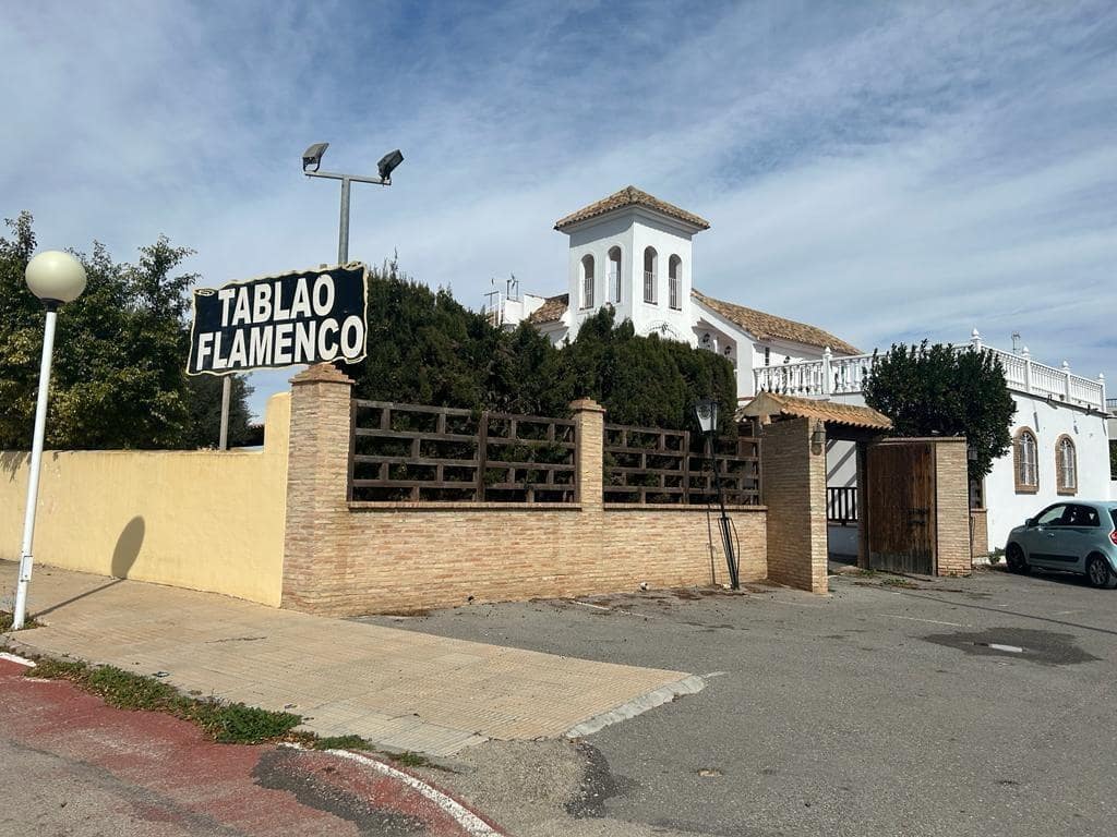 4 Zimmer Villa zu verkaufen in Orihuela Costa mit Garage - 820.000 € (Ref: 10006094)