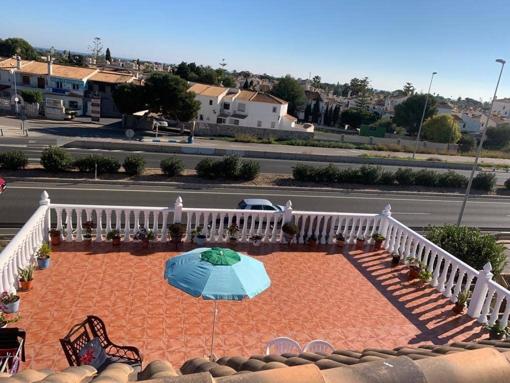 4 Zimmer Villa zu verkaufen in Orihuela Costa mit Garage - 820.000 € (Ref: 10006094)