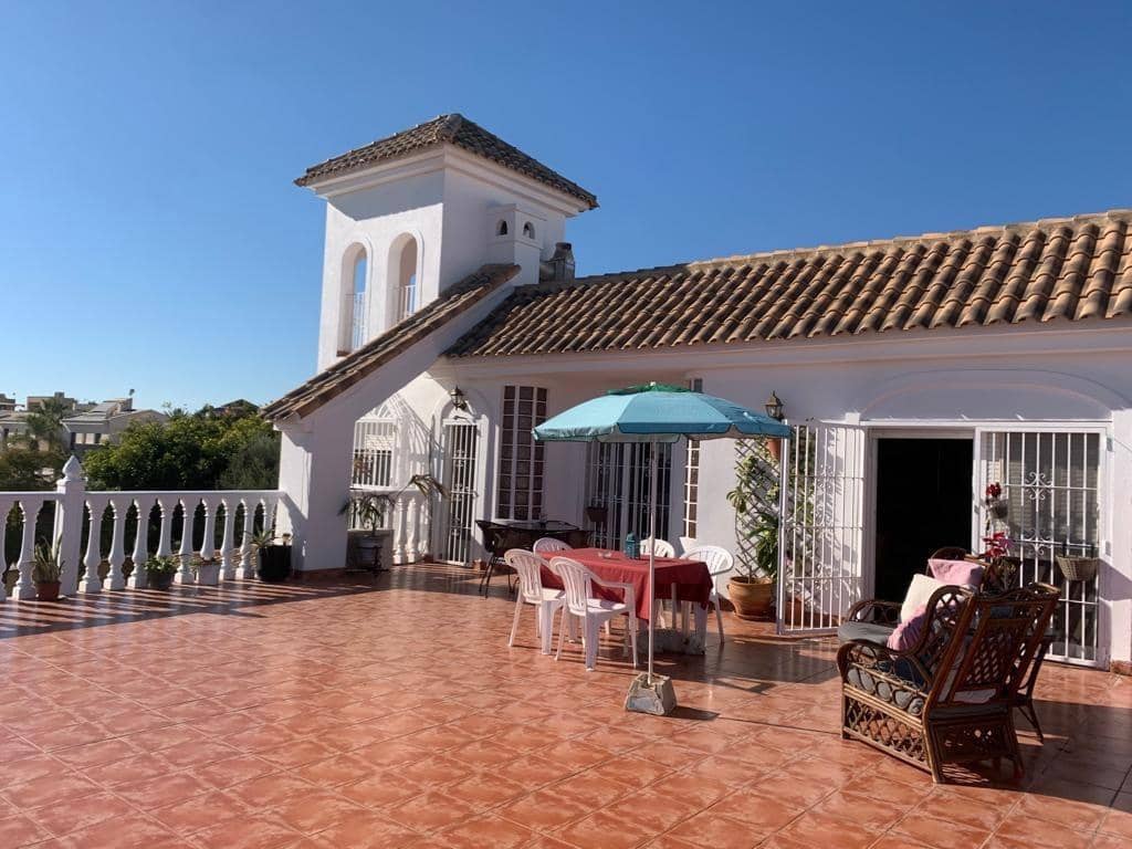 4 Zimmer Villa zu verkaufen in Orihuela Costa mit Garage - 820.000 € (Ref: 10006094)