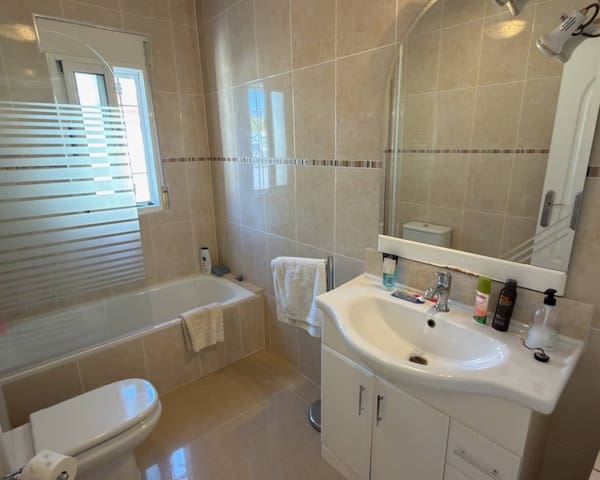 4 chambre Villa/Maison à vendre à Ciudad Quesada, Rojales avec piscine garage - 650 000 € (Ref: 10023236)