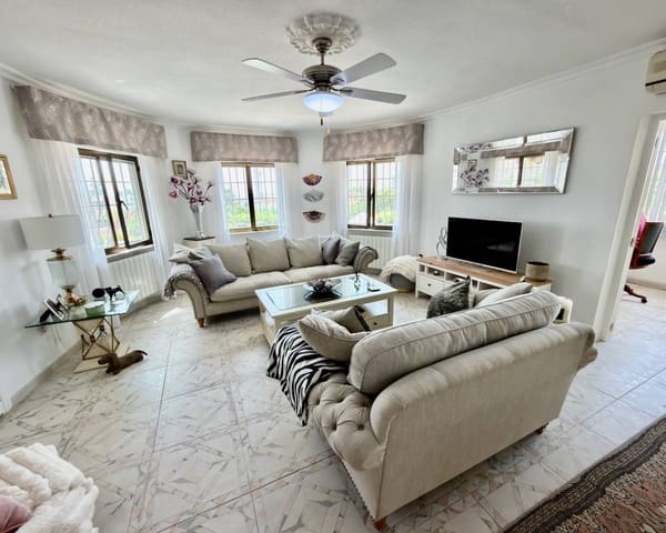 Chalet de 5 habitaciones en Ciudad Quesada, Rojales en venta con piscina garaje - 950.000 € (Ref: 10023239)