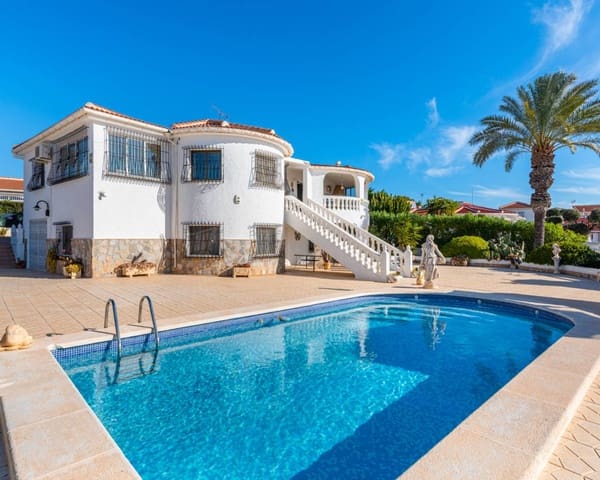 Chalet de 5 habitaciones en Ciudad Quesada, Rojales en venta con piscina garaje - 950.000 € (Ref: 10023239)