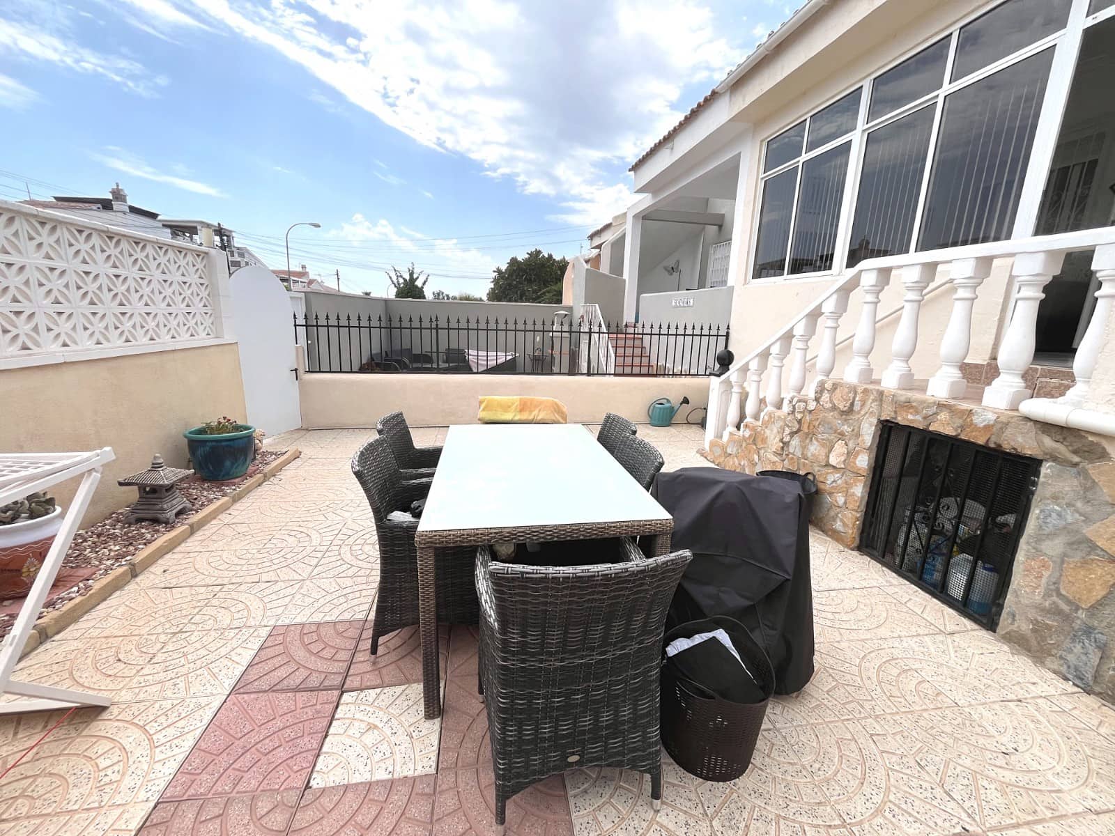 2 bedroom Bungalow for sale in Ciudad Quesada with pool - € 165,000 (Ref: 10023240)
