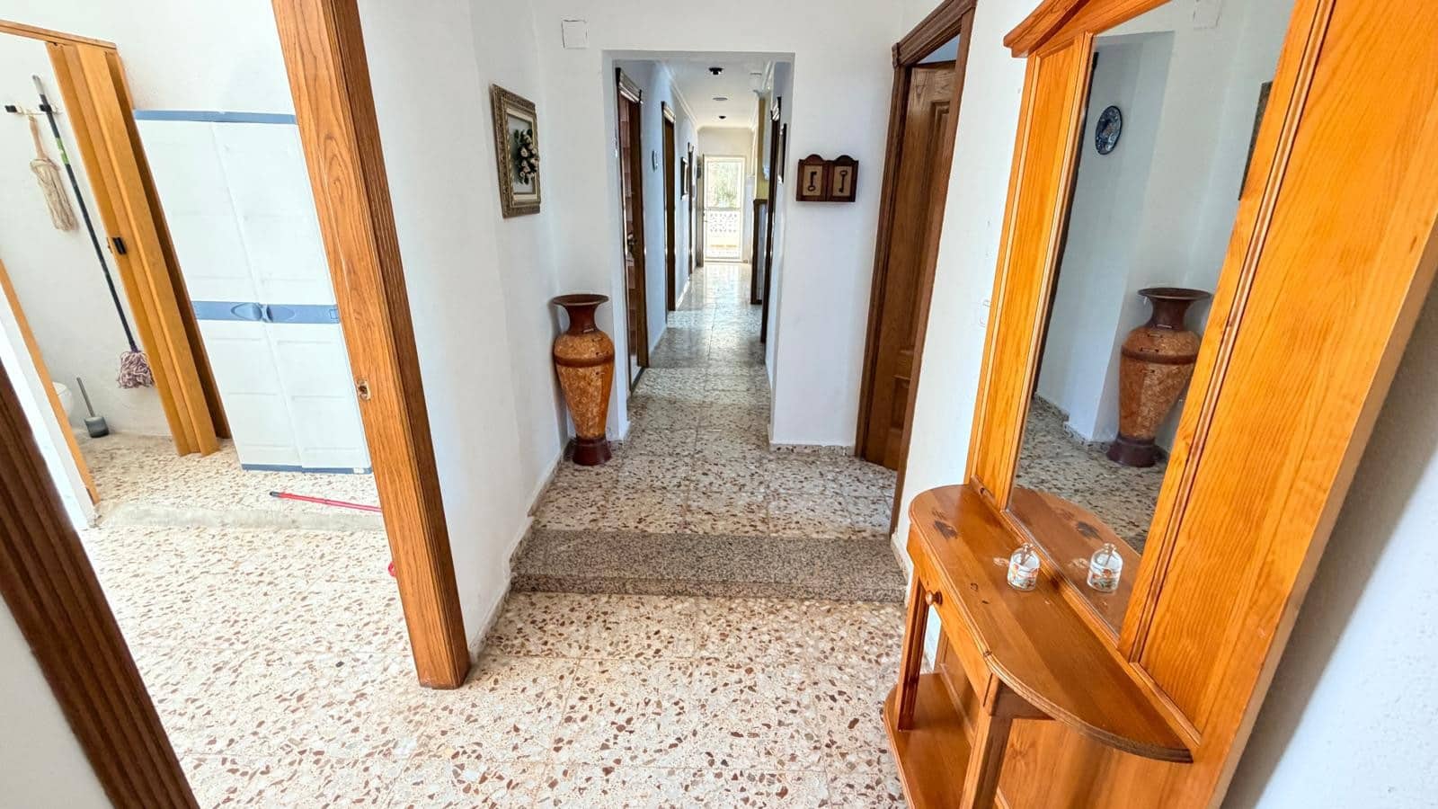 4 bedroom Villa for sale in Crevillente / Crevillent with pool garage - € 300,000 (Ref: 10111122)