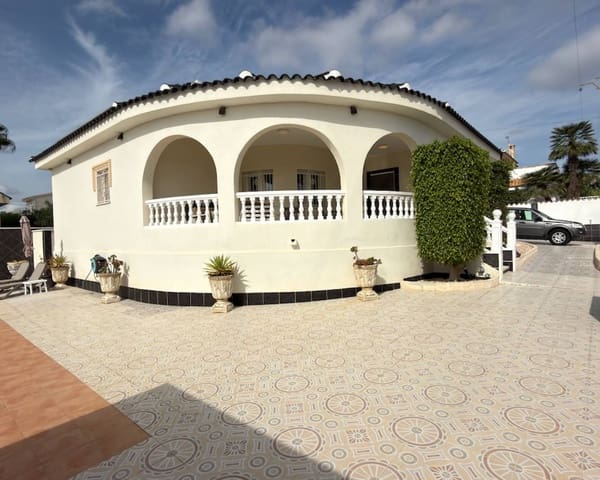 3 Zimmer Villa zu verkaufen in Ciudad Quesada, Rojales mit Pool Garage - 650.000 € (Ref: 10121152)