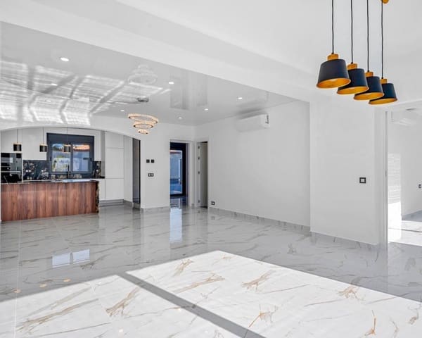 4 quarto Moradia para venda em Ciudad Quesada, Rojales com piscina garagem - 799 000 € (Ref: 10121153)