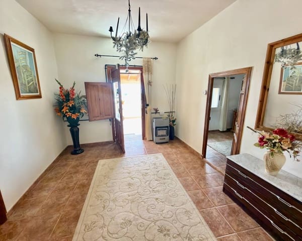 4 soverom Grottehus til salgs i La Murada, Orihuela med svømmebasseng garasje - € 275 000 (Ref: 10121155)