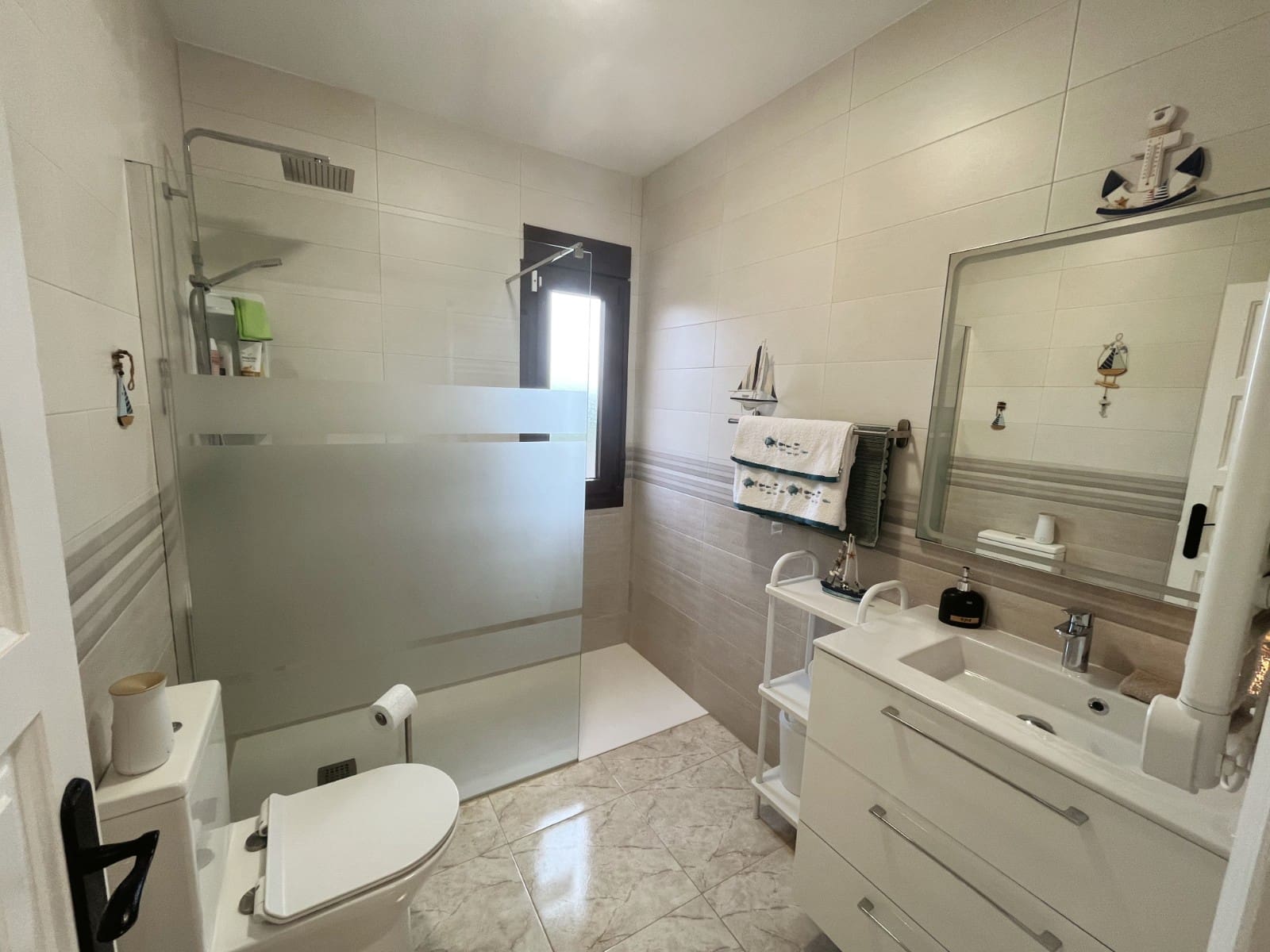 3 soverom Villa til salgs i Daya Vieja med svømmebasseng garasje - € 650 000 (Ref: 10132311)