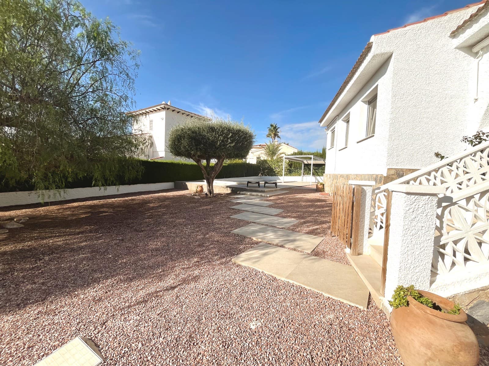 3 soverom Villa til salgs i Ciudad Quesada med svømmebasseng garasje - € 495 000 (Ref: 10156204)