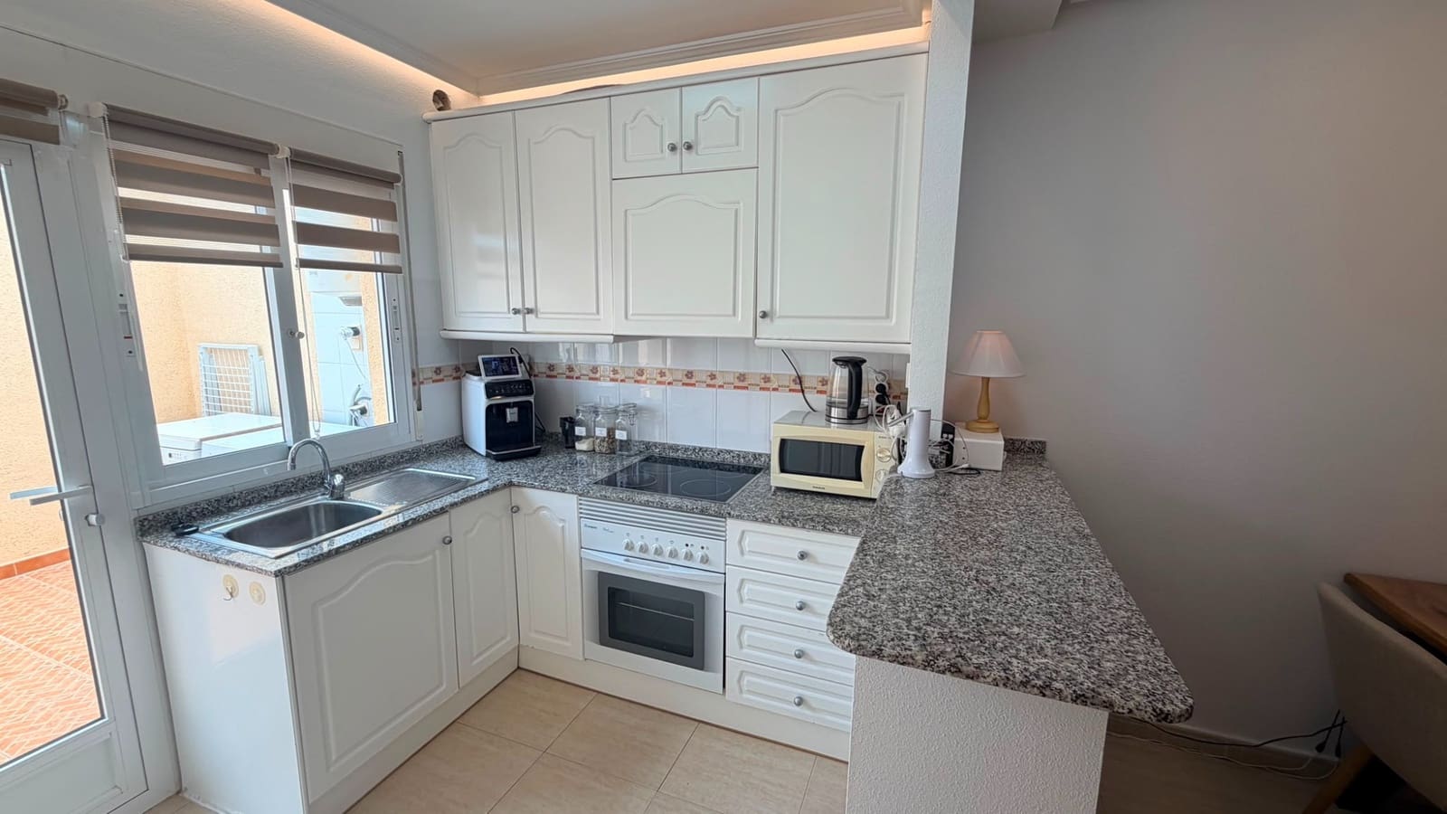 2 bedroom Semi-detached Villa for sale in Los Montesinos with pool garage - € 168,000 (Ref: 10162590)