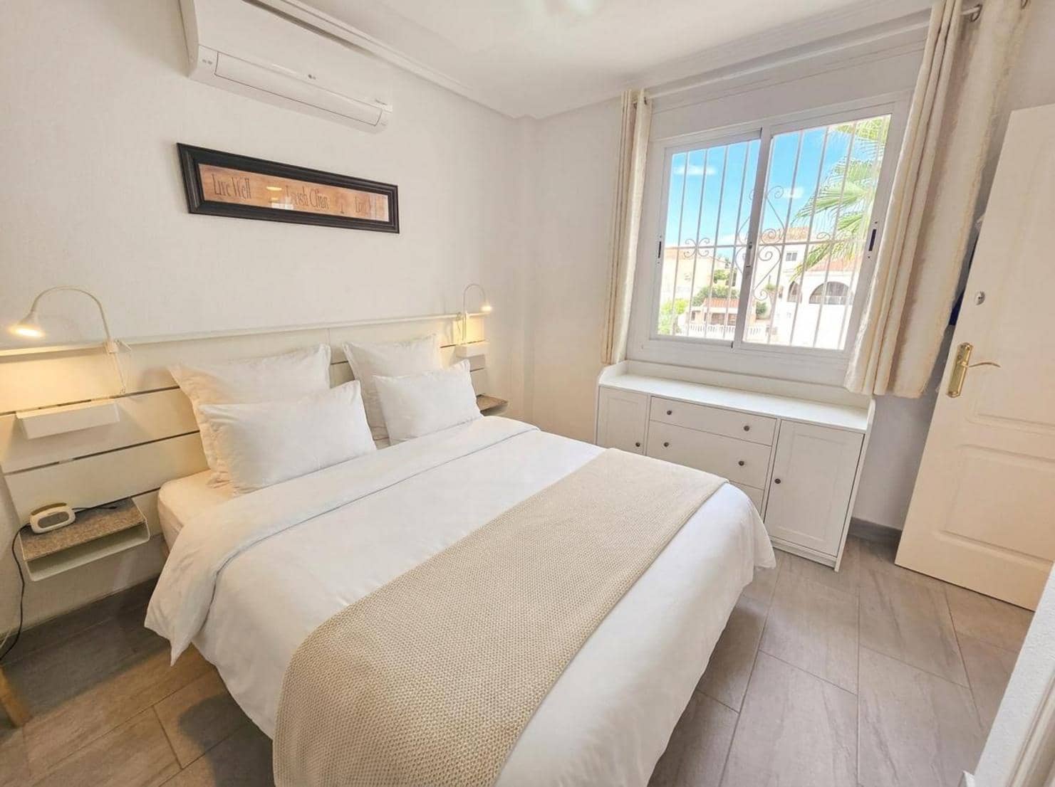 3 bedroom Villa for sale in Rojales with pool garage - € 385,000 (Ref: 10165775)