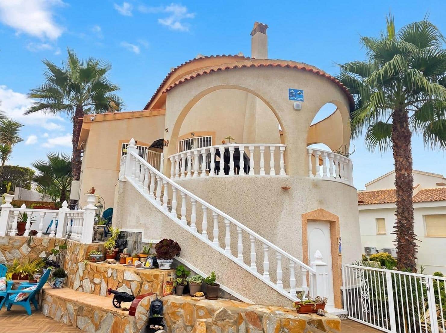 3 bedroom Villa for sale in Rojales with pool garage - € 385,000 (Ref: 10165775)