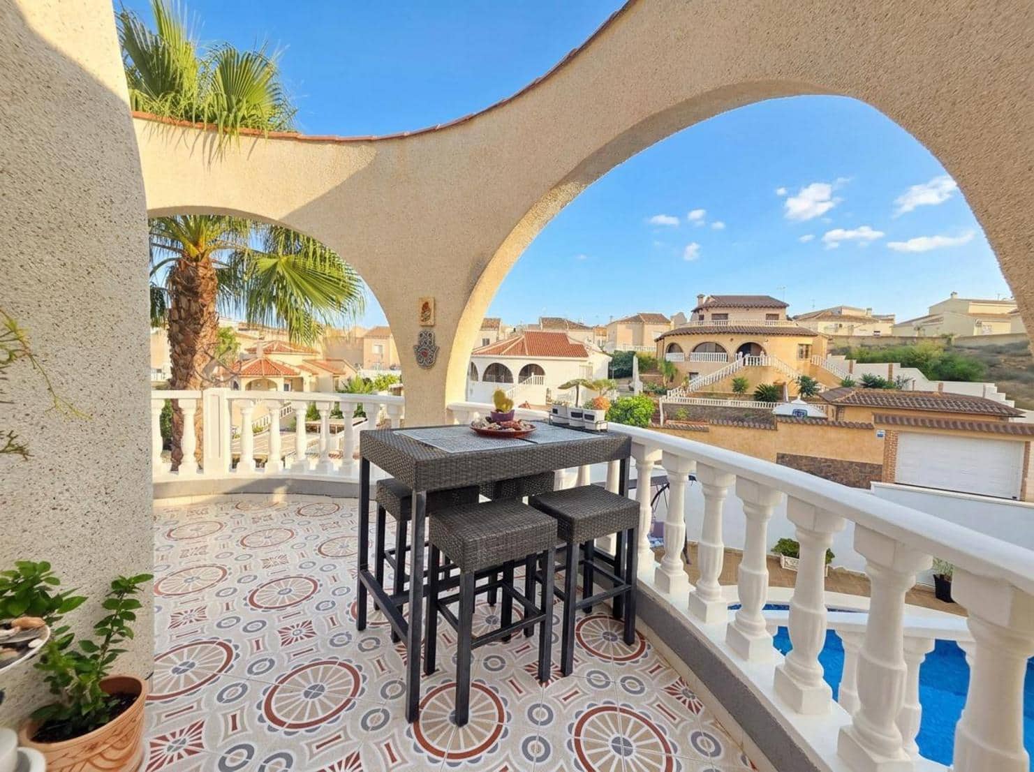 3 bedroom Villa for sale in Rojales with pool garage - € 385,000 (Ref: 10165775)