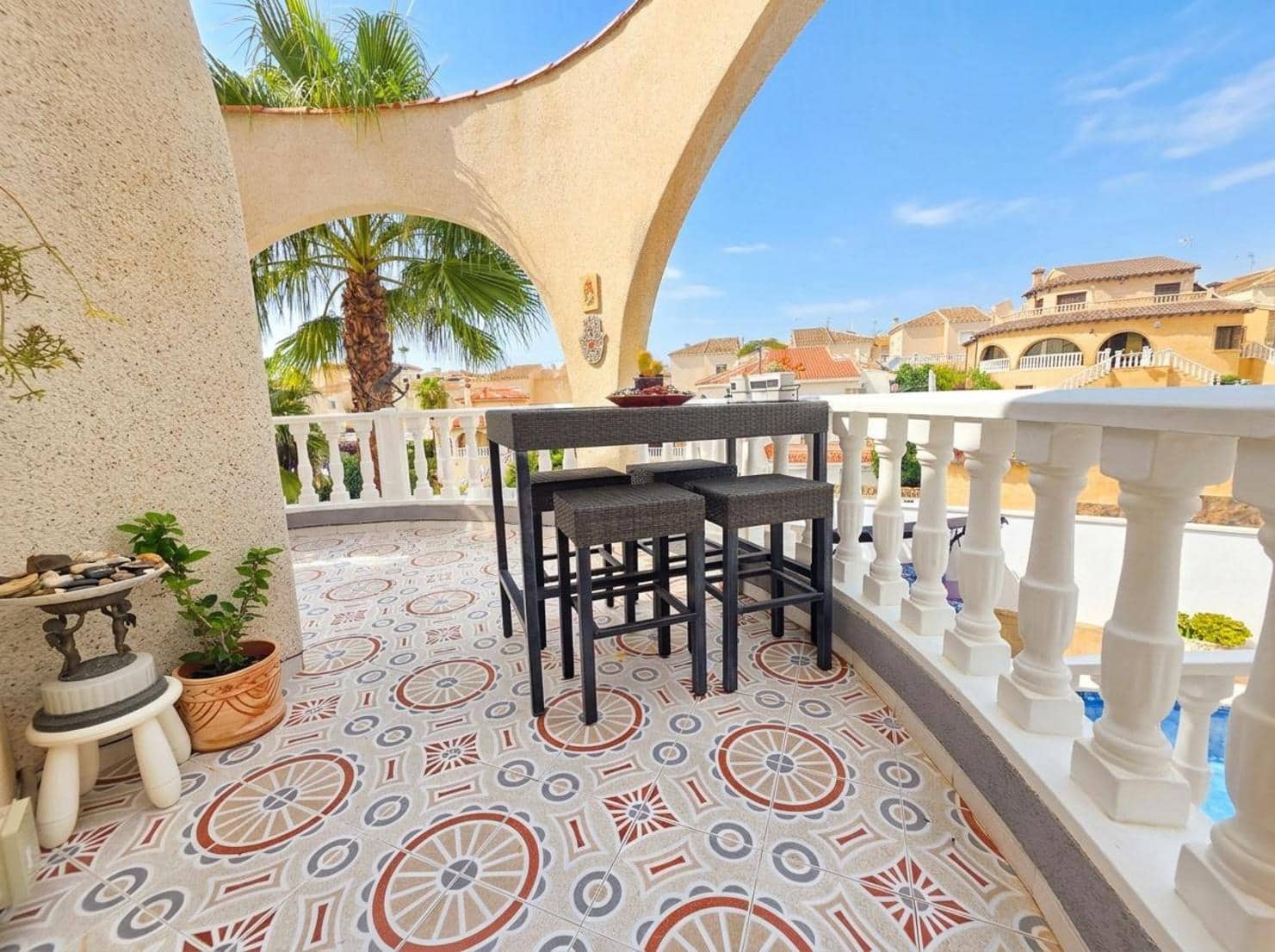 3 bedroom Villa for sale in Rojales with pool garage - € 385,000 (Ref: 10165775)