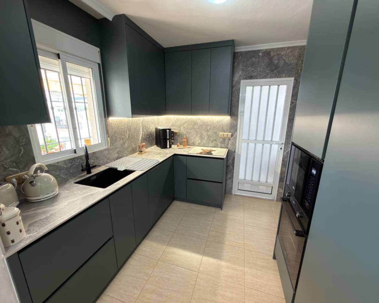 3 soverom Villa til salgs i Los Montesinos med svømmebasseng garasje - € 299 995 (Ref: 10167861)
