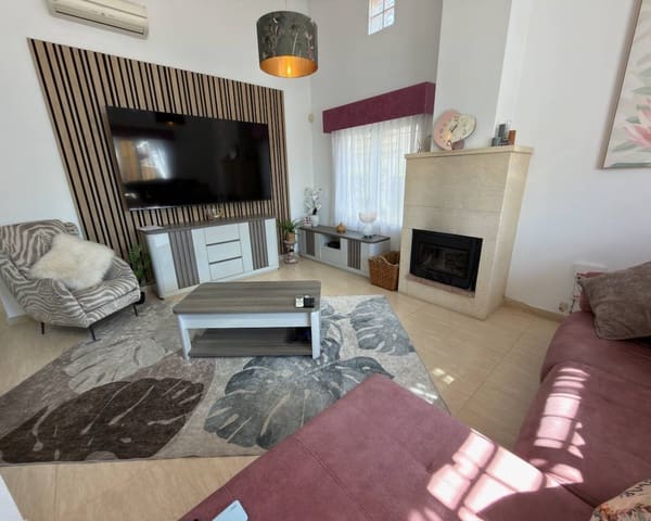 3 soverom Villa til salgs i Los Montesinos med svømmebasseng garasje - € 299 995 (Ref: 10167861)