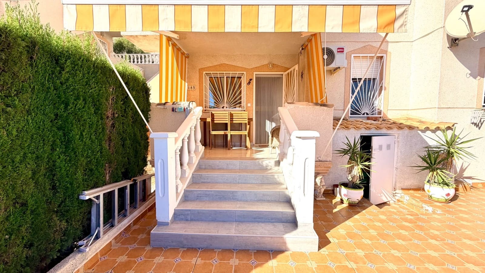 2 bedroom Apartment for sale in La Marquesa with pool garage - € 145,000 (Ref: 10172878)