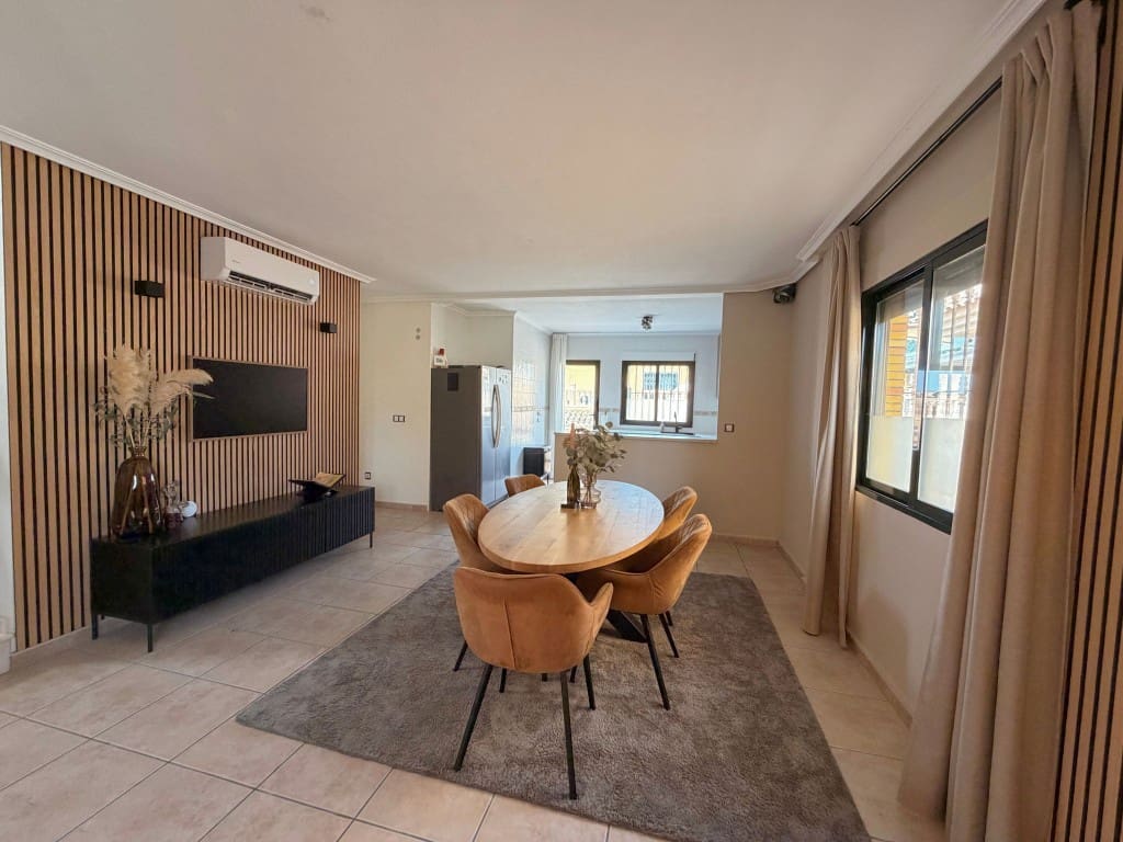4 makuuhuone Huvila myytävänä paikassa Lo Crispin mukana uima-altaan - 349 000 € (Ref: 10174264)