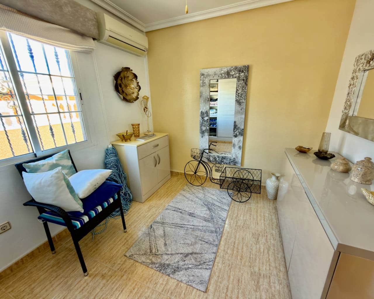 3 Zimmer Villa zu verkaufen in Guardamar del Segura mit Pool Garage - 399.995 € (Ref: 10180731)