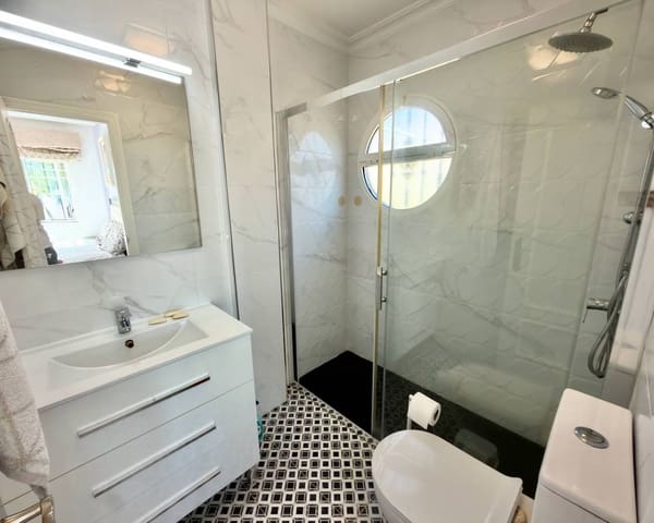 3 Zimmer Villa zu verkaufen in Guardamar del Segura mit Pool Garage - 399.995 € (Ref: 10180731)
