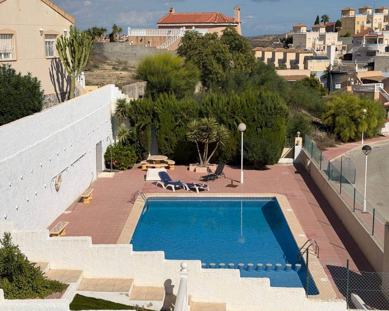 3 slaapkamer Villa te koop in Ciudad Quesada met zwembad garage - € 235.000 (Ref: 10183723)