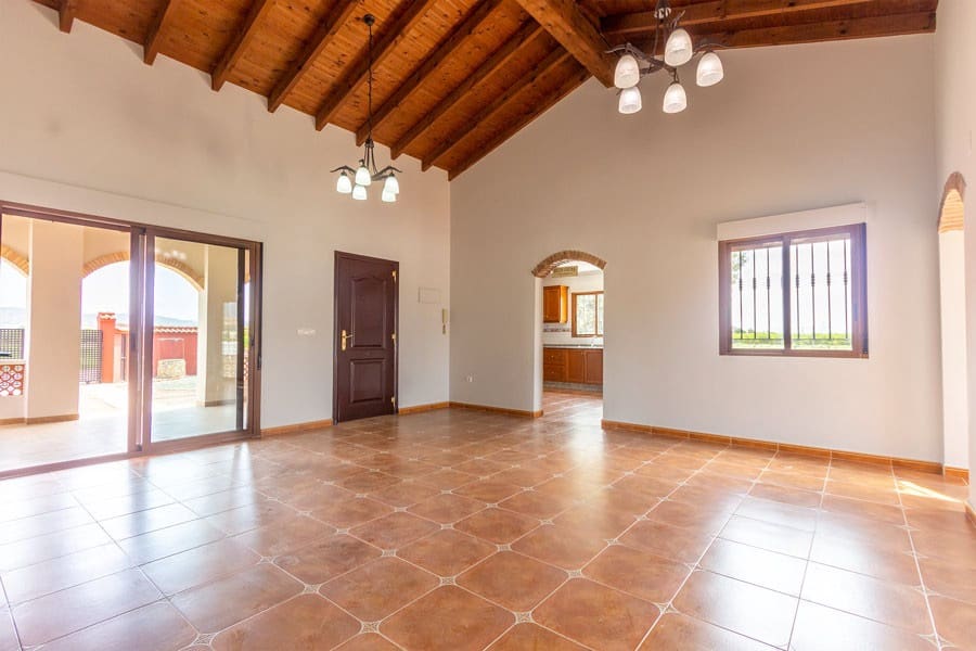 3 sypialnia Finka/Dom wiejski na sprzedaż w Orihuela z basenem garażem - 295 000 € (Ref: 9000342)