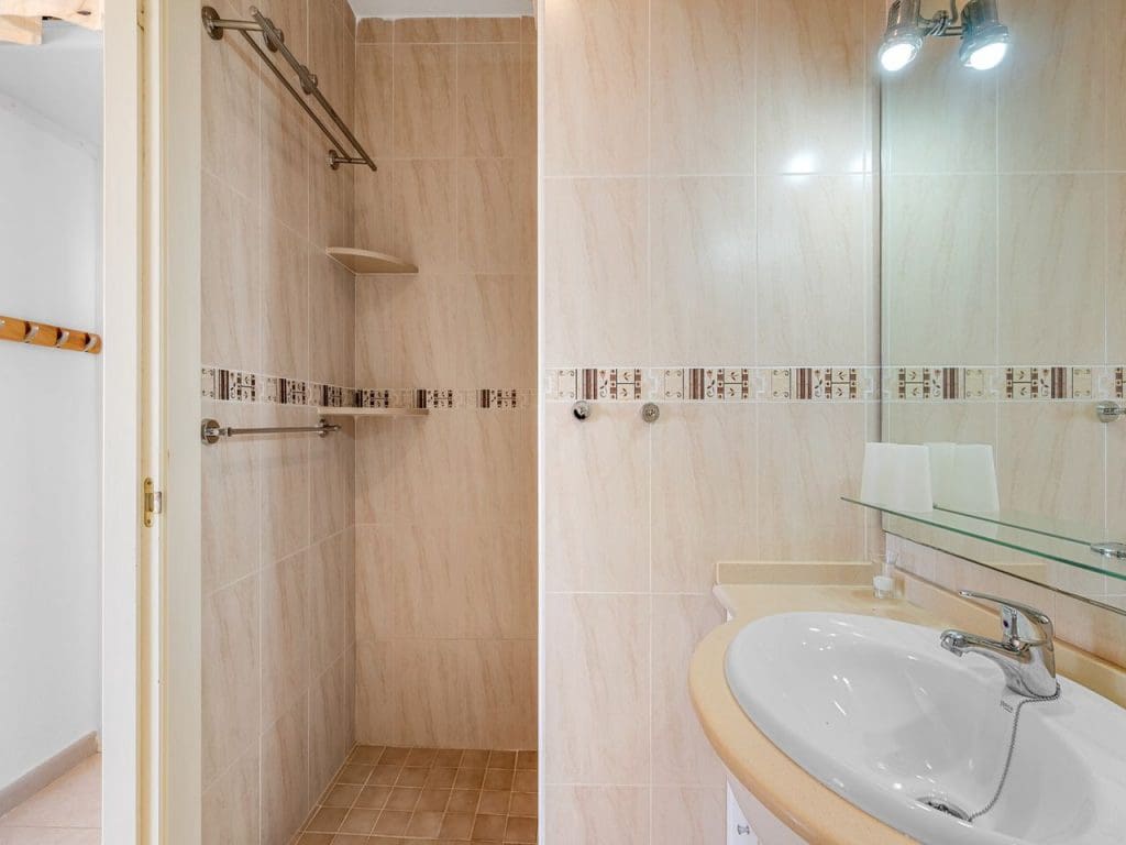 3 makuuhuone Huoneisto myytävänä paikassa Benimar mukana uima-altaan - 158 500 € (Ref: 9028671)