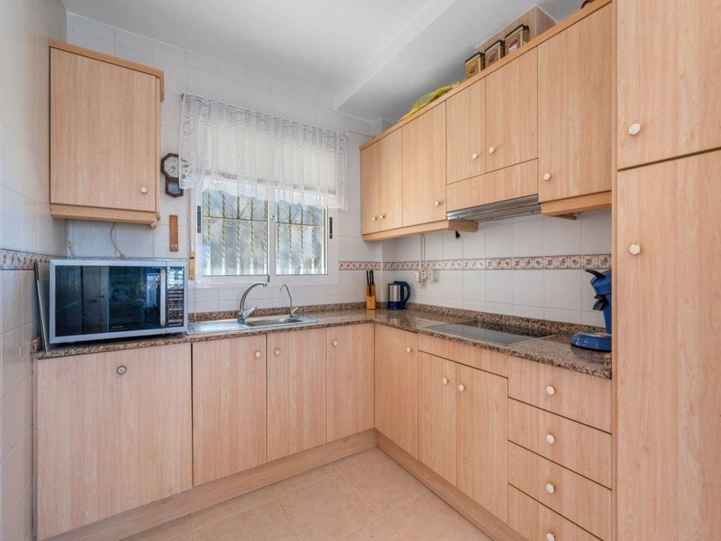 3 makuuhuone Huoneisto myytävänä paikassa Benimar mukana uima-altaan - 158 500 € (Ref: 9028671)