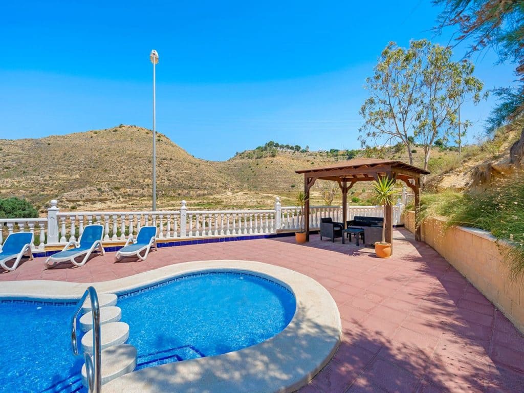 3 makuuhuone Huoneisto myytävänä paikassa Benimar mukana uima-altaan - 158 500 € (Ref: 9028671)