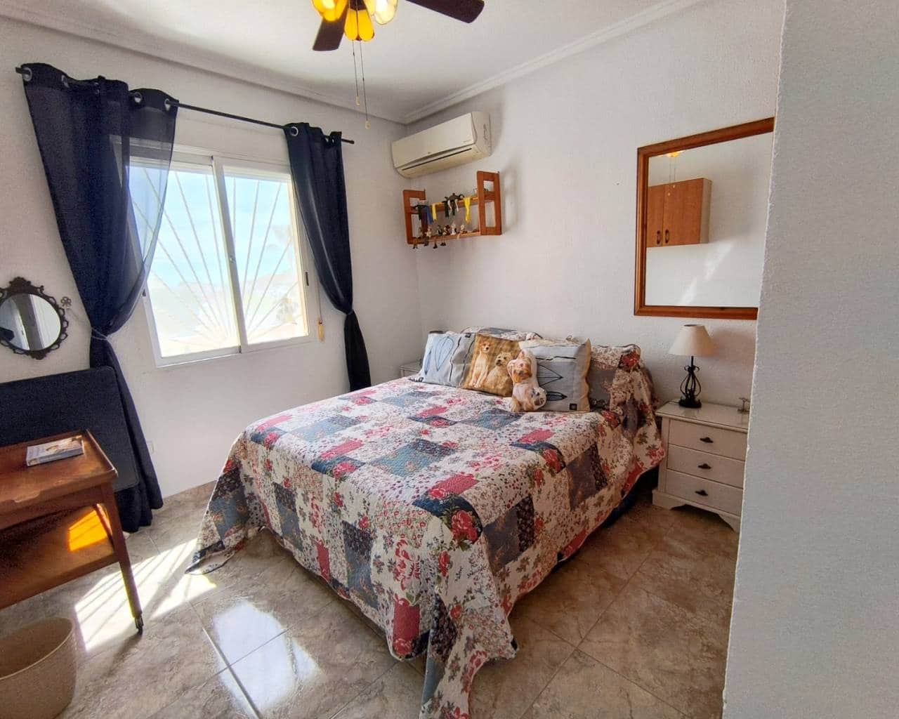 3 Zimmer Villa zu verkaufen in Ciudad Quesada mit Pool Garage - 365.000 € (Ref: 9086406)