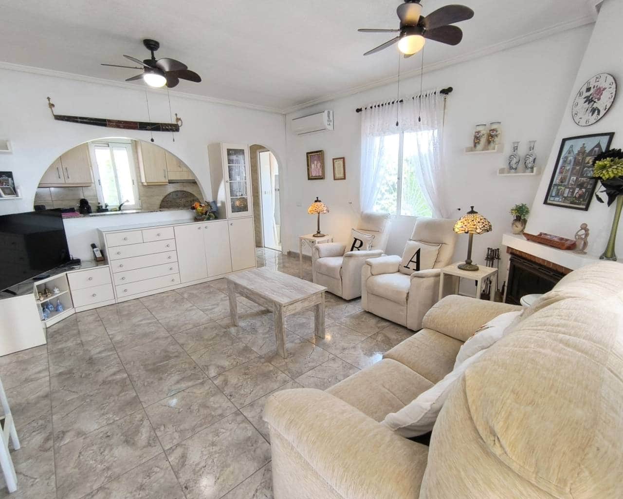 3 Zimmer Villa zu verkaufen in Ciudad Quesada mit Pool Garage - 365.000 € (Ref: 9086406)