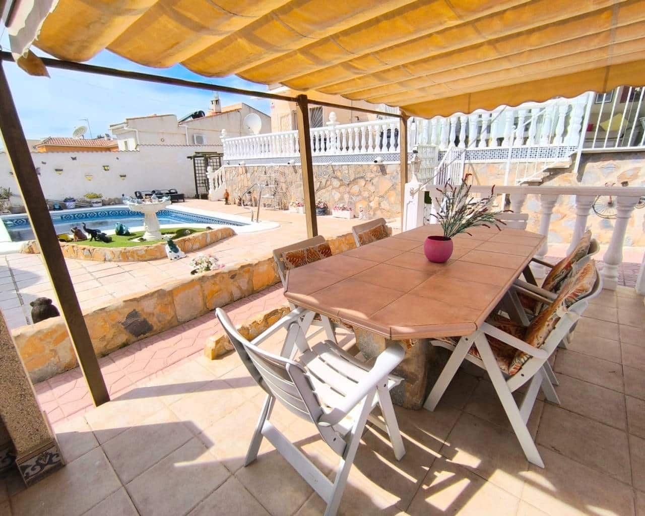 3 Zimmer Villa zu verkaufen in Ciudad Quesada mit Pool Garage - 365.000 € (Ref: 9086406)