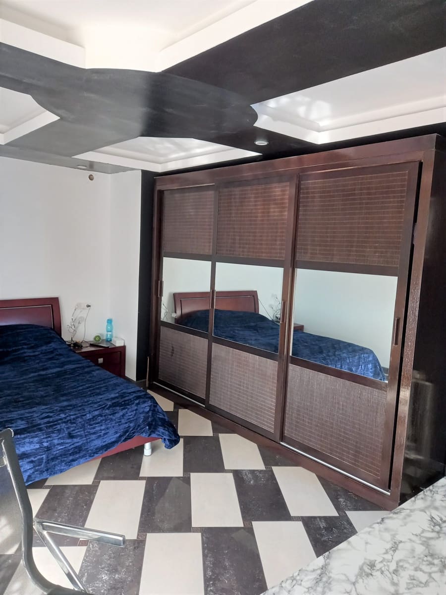 6 bedroom Villa for sale in Guardamar del Segura with pool - € 900,000 (Ref: 9088328)