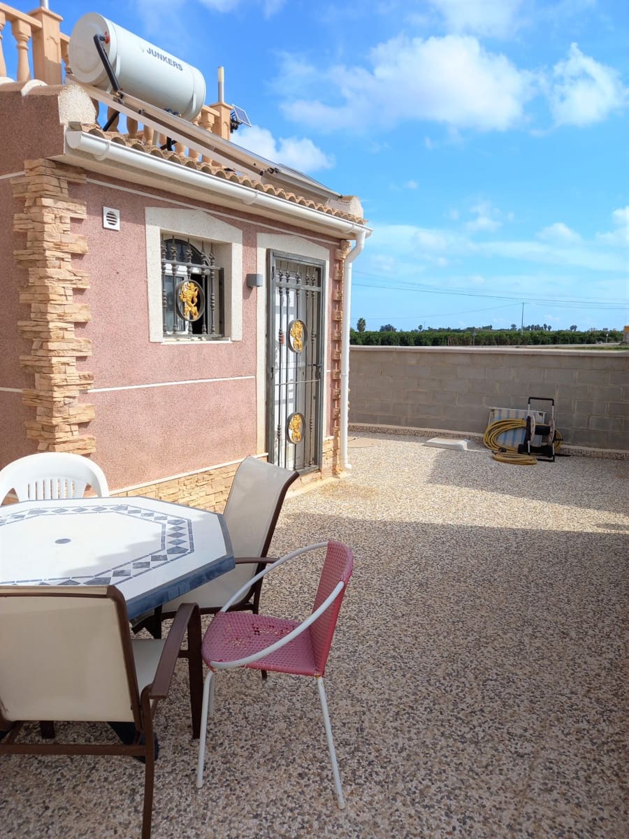 6 bedroom Villa for sale in Guardamar del Segura with pool - € 900,000 (Ref: 9088328)