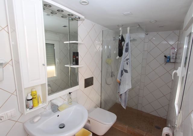 6 chambre Villa/Maison à vendre à Guardamar del Segura avec piscine - 900 000 € (Ref: 9088328)