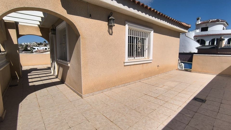 7 camera da letto Villa in vendita in Ciudad Quesada con piscina garage - 650.000 € (Rif: 9426073)