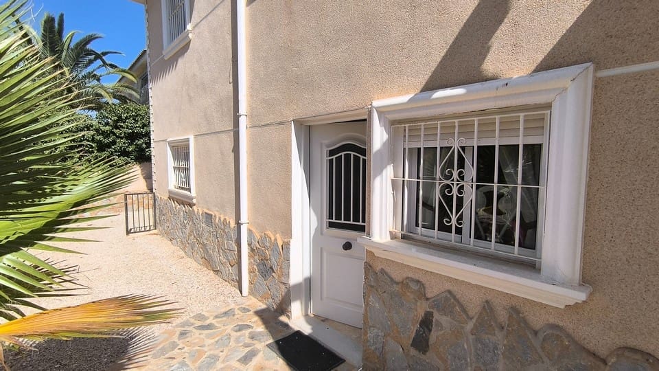 7 sypialnia Willa na sprzedaż w Ciudad Quesada z basenem garażem - 599 950 € (Ref: 9426073)