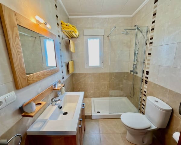 4 quarto Moradia para venda em Ciudad Quesada, Rojales com piscina garagem - 485 000 € (Ref: 9426080)