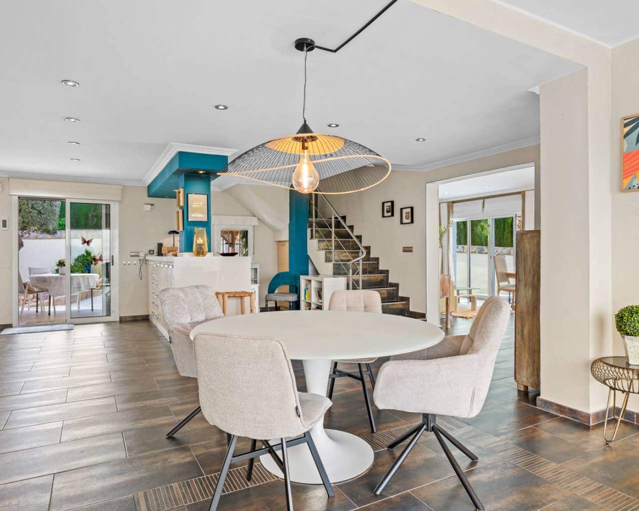 5 soveværelse Villa til salg i Algorfa med swimmingpool garage - € 770.000 (Ref: 9426082)
