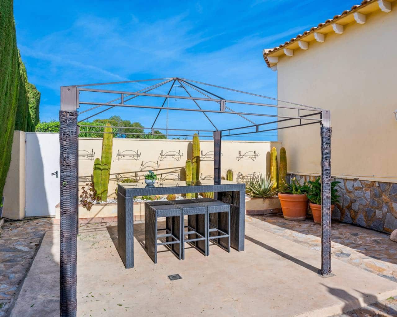5 soveværelse Villa til salg i Algorfa med swimmingpool garage - € 770.000 (Ref: 9426082)